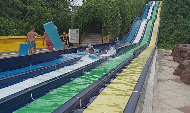 Karaman&#039;ın minik şefleri Antalya&#039;da tatilde