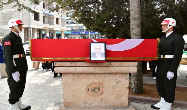 Kırşehir&#039;de vefat eden Kıbrıs gazisi son yolculuğuna uğurlandı