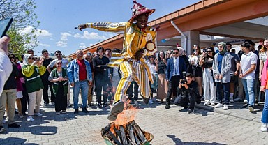 KMÜ'ye bahar geldi