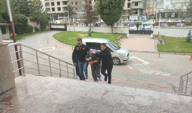 Konya&#039;da uyuşturucu operasyonunda yakalanan zanlı tutuklandı