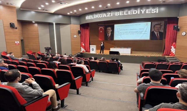 Melikgazi Belediyesi &quot;Aile Yaşam Becerileri&quot; eğitim semineri düzenledi