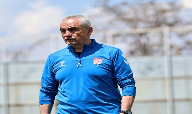 Net Global Sivasspor Teknik Direktörü Çalımbay&#039;dan taraftara çağrı: