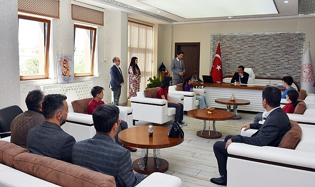 Öğrencilerin İngilizce başarısı ödüllendirildi