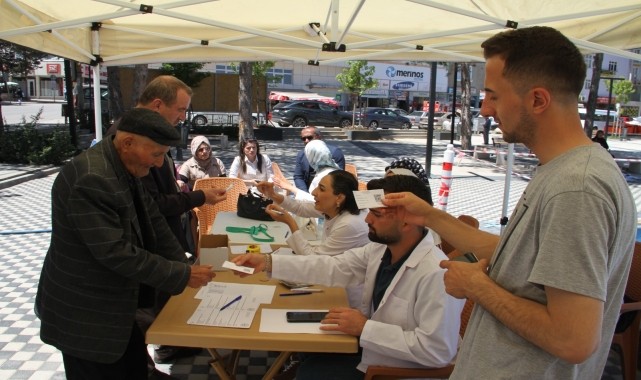 Suşehri&#039;nde sağlıklı yaşam için boy ve kilo ölçümü yapıldı