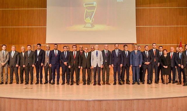 Türk Dil Başkanı KMÜ'de konferans verdi