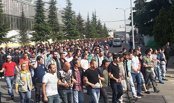 Türkiye’nin En Büyük Şirketlerinden Biri Binlerce İşçi Çıkaracak!  