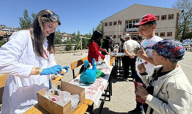 Bilim köylerde şenlendi