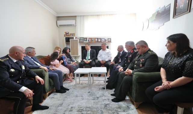 İçişleri Bakanı Ali Yerlikaya, Konya&#039;da şehit ailesini ziyaret etti