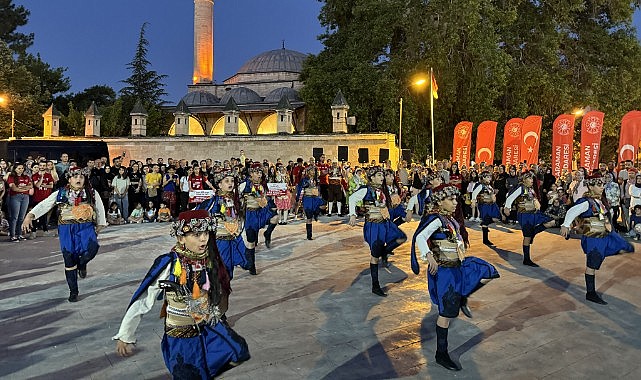 Karaman&#039;da Halk Oyunları rüzgarı esti