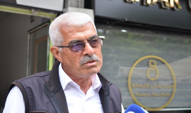 Kendisine oy atmayı unutsa da kurayla muhtar olan Zekai Seyhan, seçilmenin sevincini yaşıyor