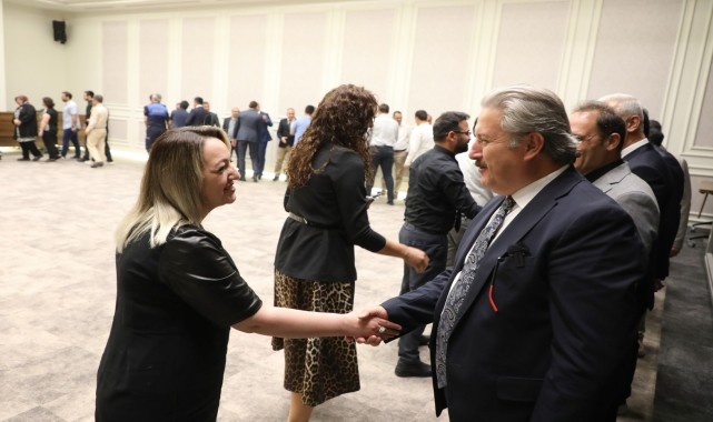 Melikgazi Belediye Başkanı Palancıoğlu, belediye personeliyle bayramlaştı