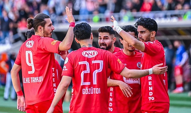 Rakipler transfere başladı