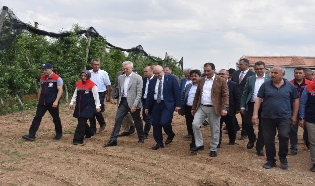 TBMM Zirai Don Olayını Araştırma Komisyonu üyeleri, Karaman&#039;da elma bahçelerini inceledi