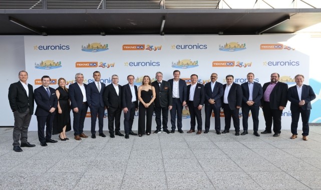 Teknosa, Euronics&#039;in İstanbul&#039;daki yıllık toplantısında iş ortaklarıyla buluştu