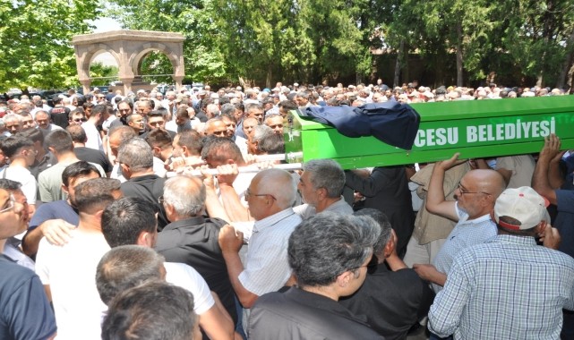 Yaşamını yitiren AK Parti İncesu İlçe Yönetim Kurulu Üyesi Ahmet Kızılışık, toprağa verildi