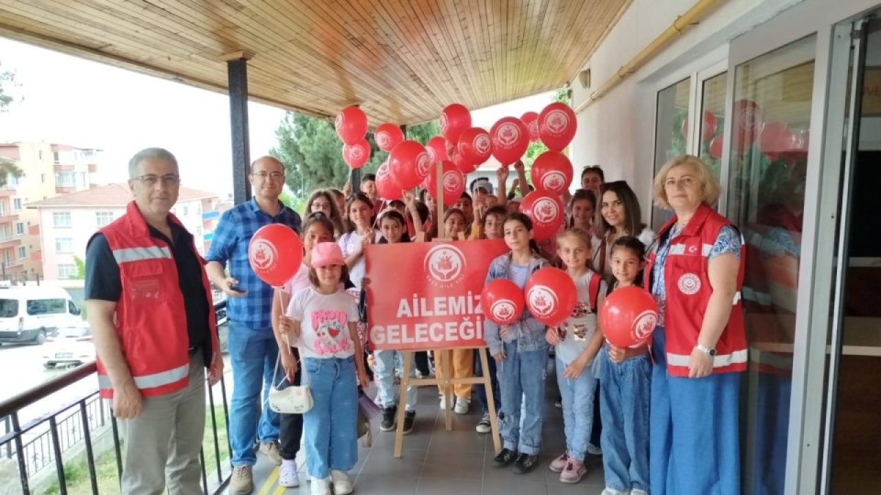 Öğrencilerden Sosyal Hizmet Merkezlerine ziyaret