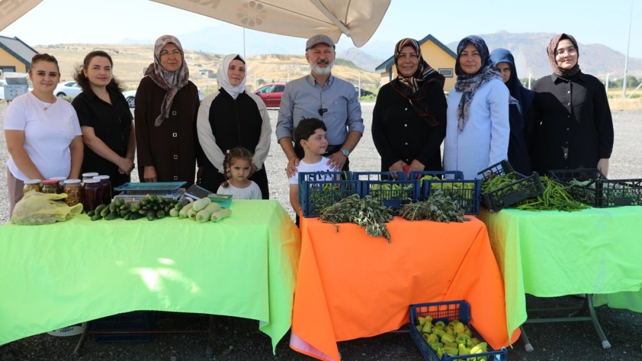 Kocasinan&#039;da kadın girişimcilerin ürettiği organik ürünlerin hasadı yapıldı