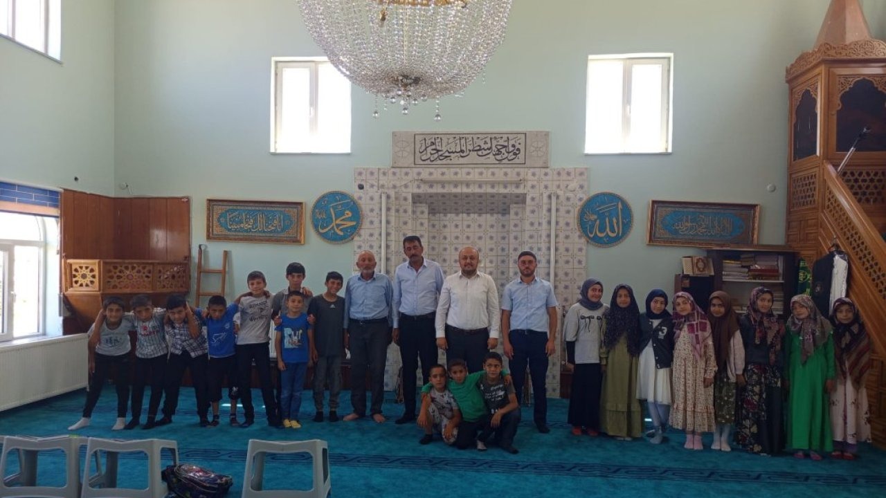 Ulaş Müftüsü İçli, Kur&#039;an kursu öğrencilerini ziyaret etti