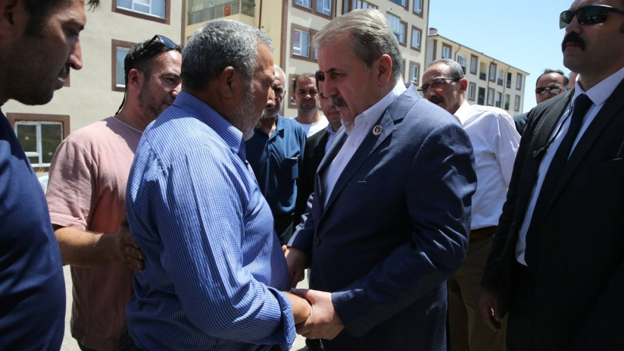 BBP Genel Başkanı Destici, Eskişehir&#039;de yangın bölgesini ziyaret etti: