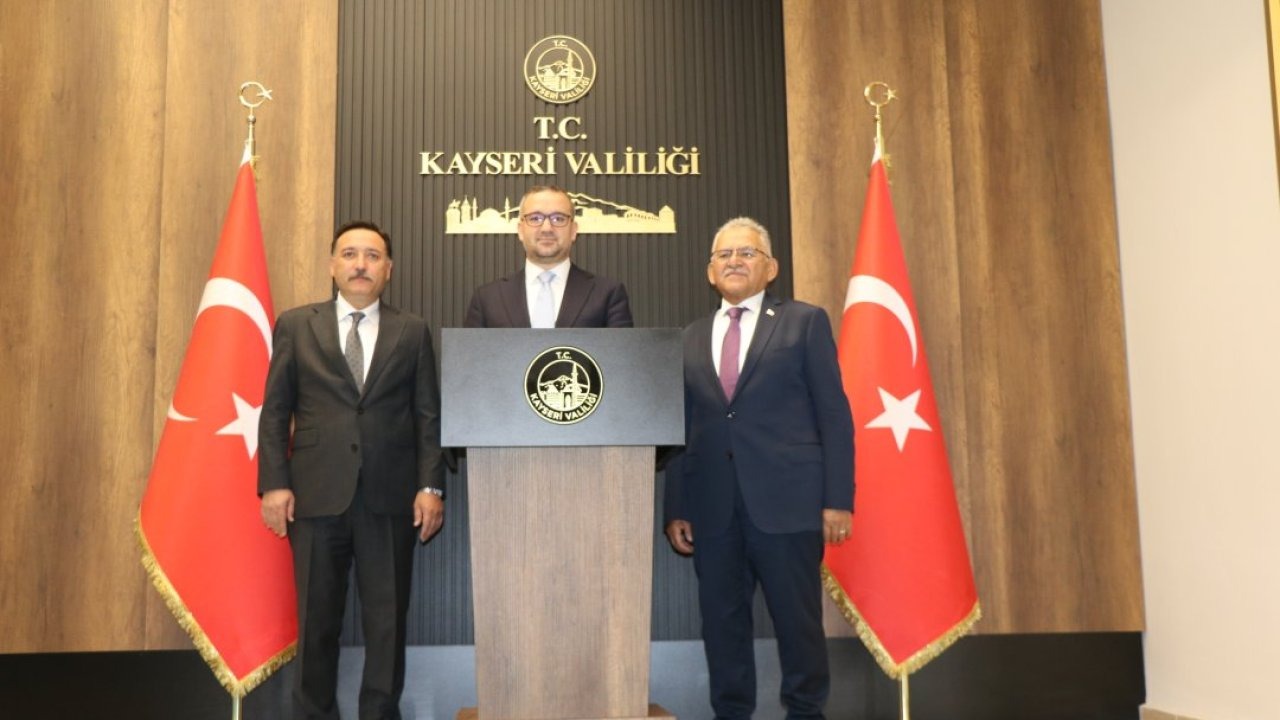 TCMB Başkanı Fatih Karahan, Kayseri&#039;de ziyaretlerde bulundu