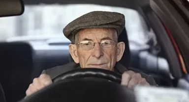 75 Yaş Üstü Sürücülerin Ehliyetleri İptal Ediliyor! 