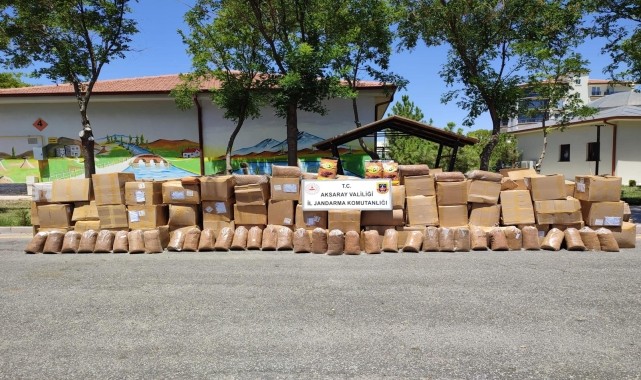 Aksaray&#039;da 9 ton 169 kilogram kaçak tütün ele geçirildi