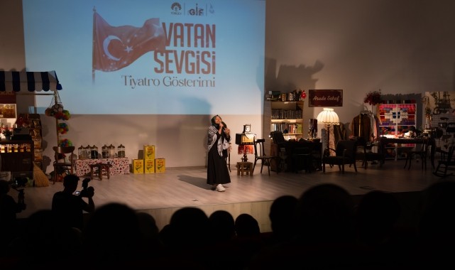 Başkentte &quot;Vatan Sevgisi&quot; tiyatro oyunu seyirciyle buluştu