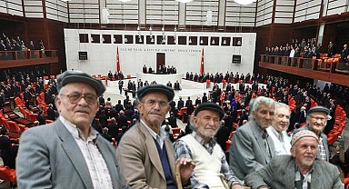 Emekli Maaş Zammı TBMM’de Kabul Edildi! 