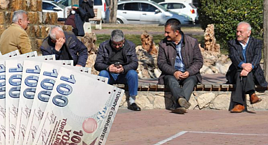 Emekliye Kök Maaş Zammı!  