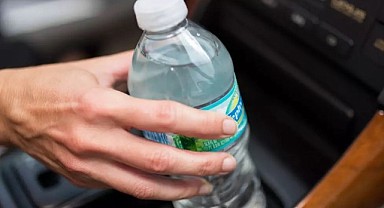 İçinde Su Şişesi Olan Araçlar Neden Yanar? 