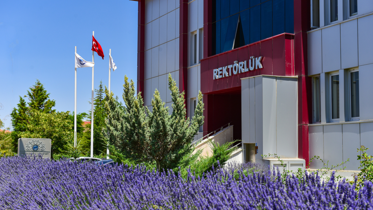 Başarılı öğrenciye burs geliyor