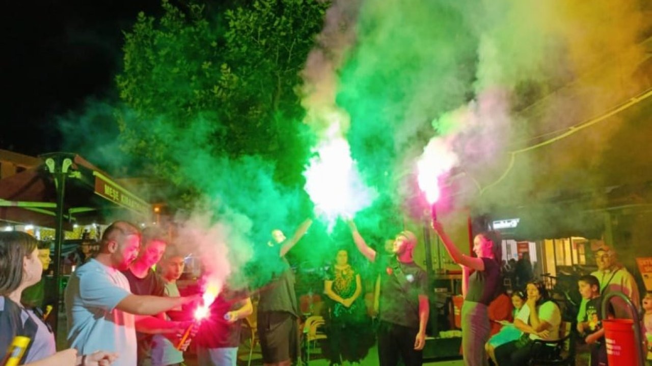 Ankara&#039;da 2023 Nallıhan Spor Kulübü oyuncuları ile taraftar buluştu