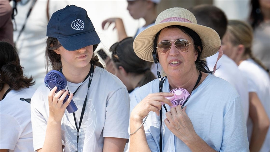 Sıcak havaların etkisiyle tüketicilerin taşınabilir serinletici ürünlere talebi katlandı