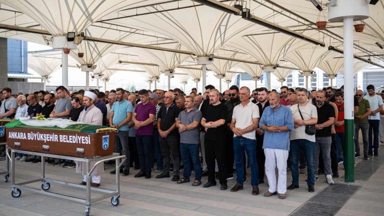 Ankara&#039;daki kavgada hayatını kaybeden kadının cenazesi defnedildi