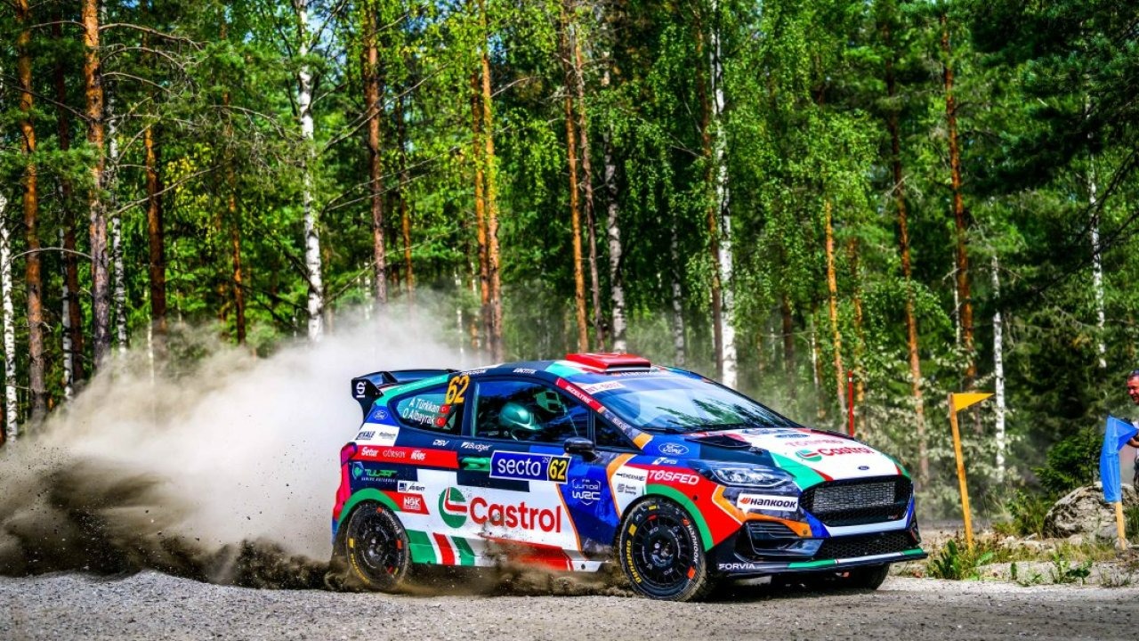 Castrol Ford Team Türkiye, Finlandiya Rallisini üçüncü sırada tamamladı