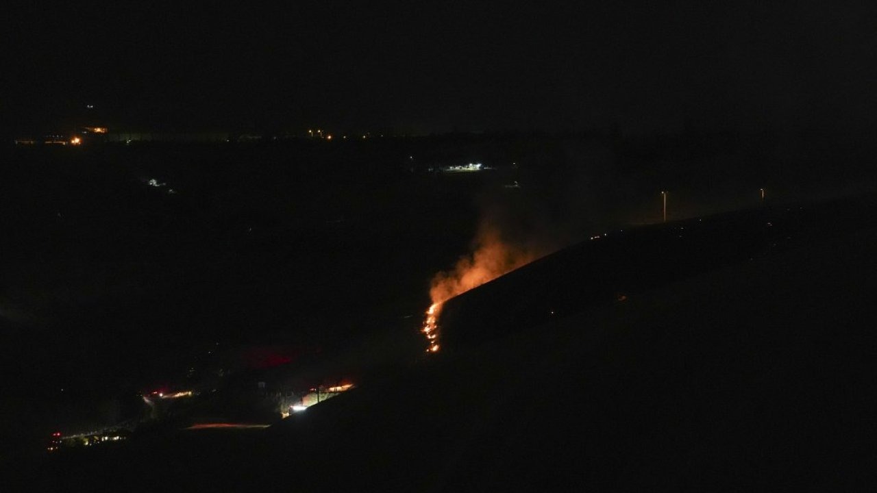 Eymir Gölü yakınlarındaki otluk alanda çıkan yangın kontrol altına alındı