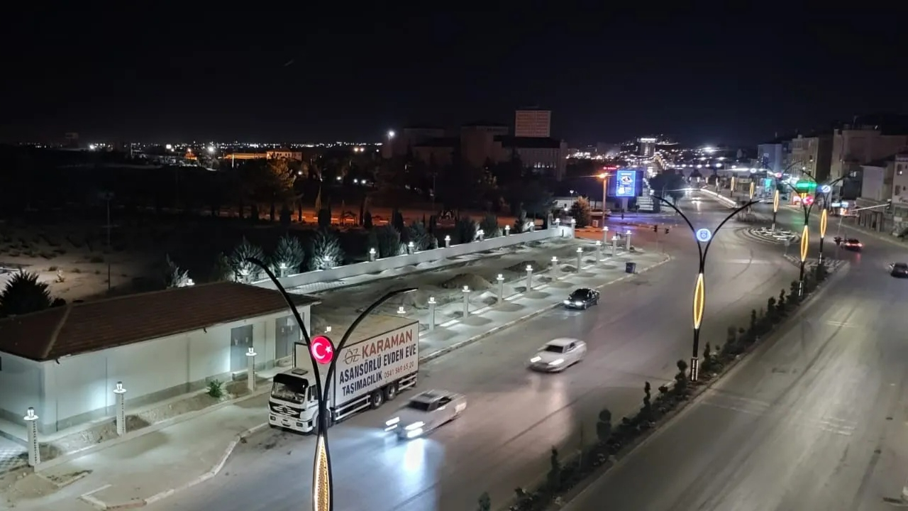 Görüntü kirliliği yerini yeşil alana bırakıyor