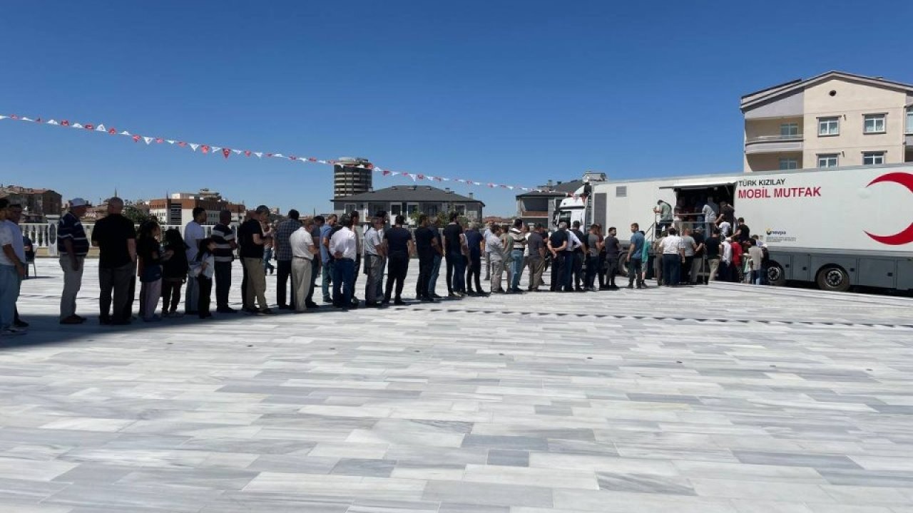 Türk Kızılay'ın mobil mutfağı Nevşehir'de hizmete alındı