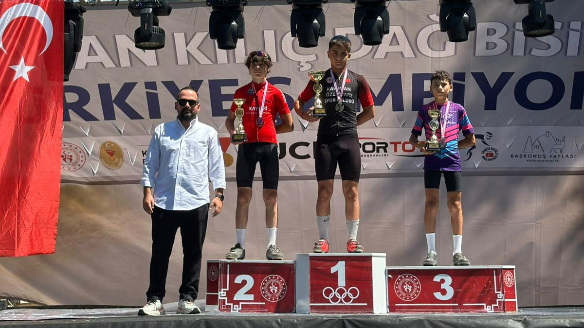 Bisiklette Karaman rüzgarı