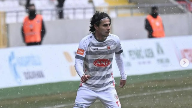 Yunus Teke de takımdan ayrıldı