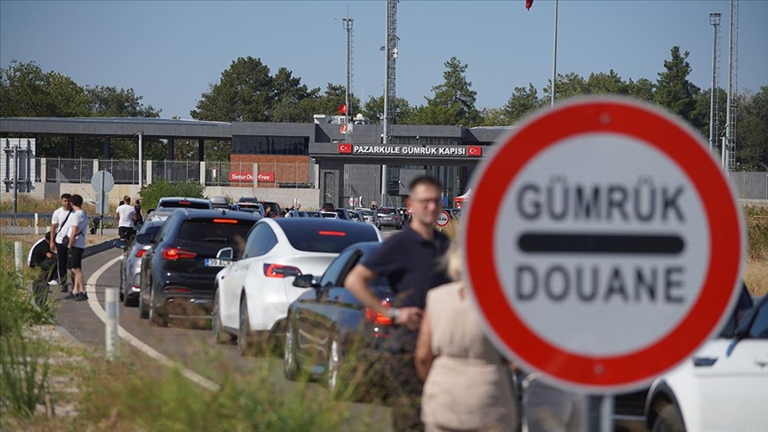 Türkiye'den hüzünle ayrılıyorlar