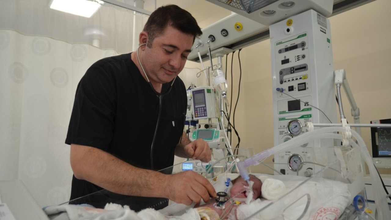 Minik Eva Nehir yapay kalp zarıyla sıkıntılarından kurtuldu