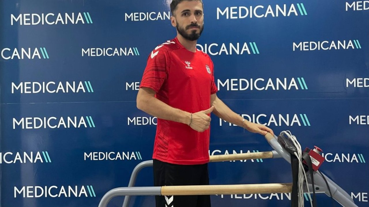 Sivasspor&#039;un yeni transferi Valon Ethemi sağlık kontrolünden geçti