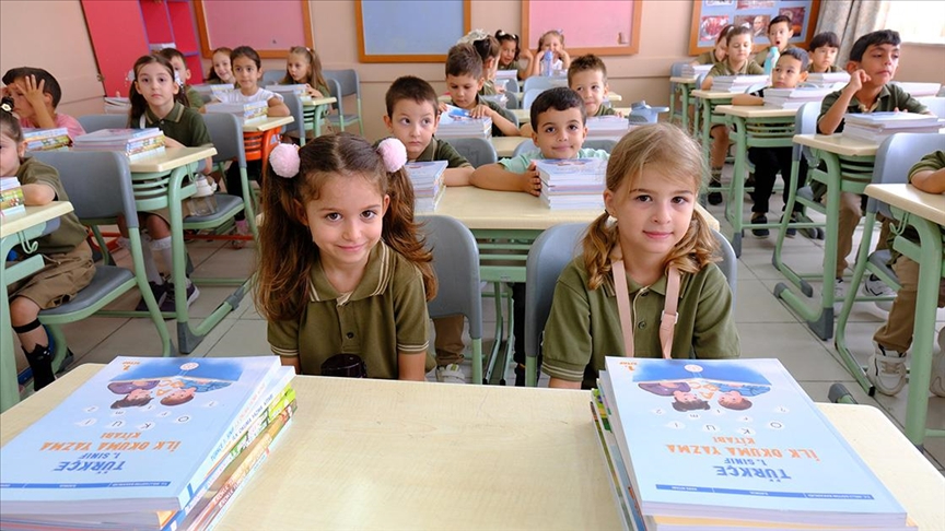 Minik öğrencilere “uyum” eğitimi