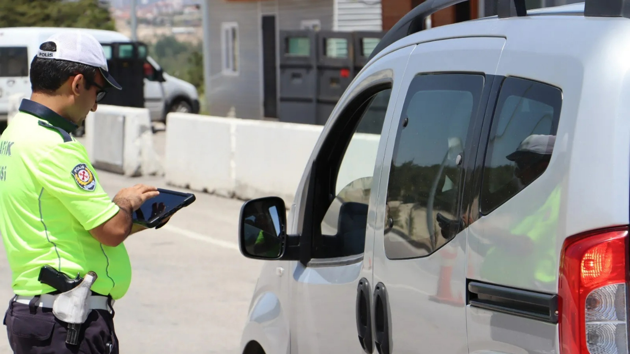 Karaman&#039;da 129 araç trafikten men edildi