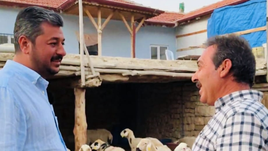 Üreticinin gücü için omuz omuza