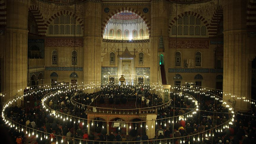 Karamanlılar Mevlid Kandilinde bir araya gelecek