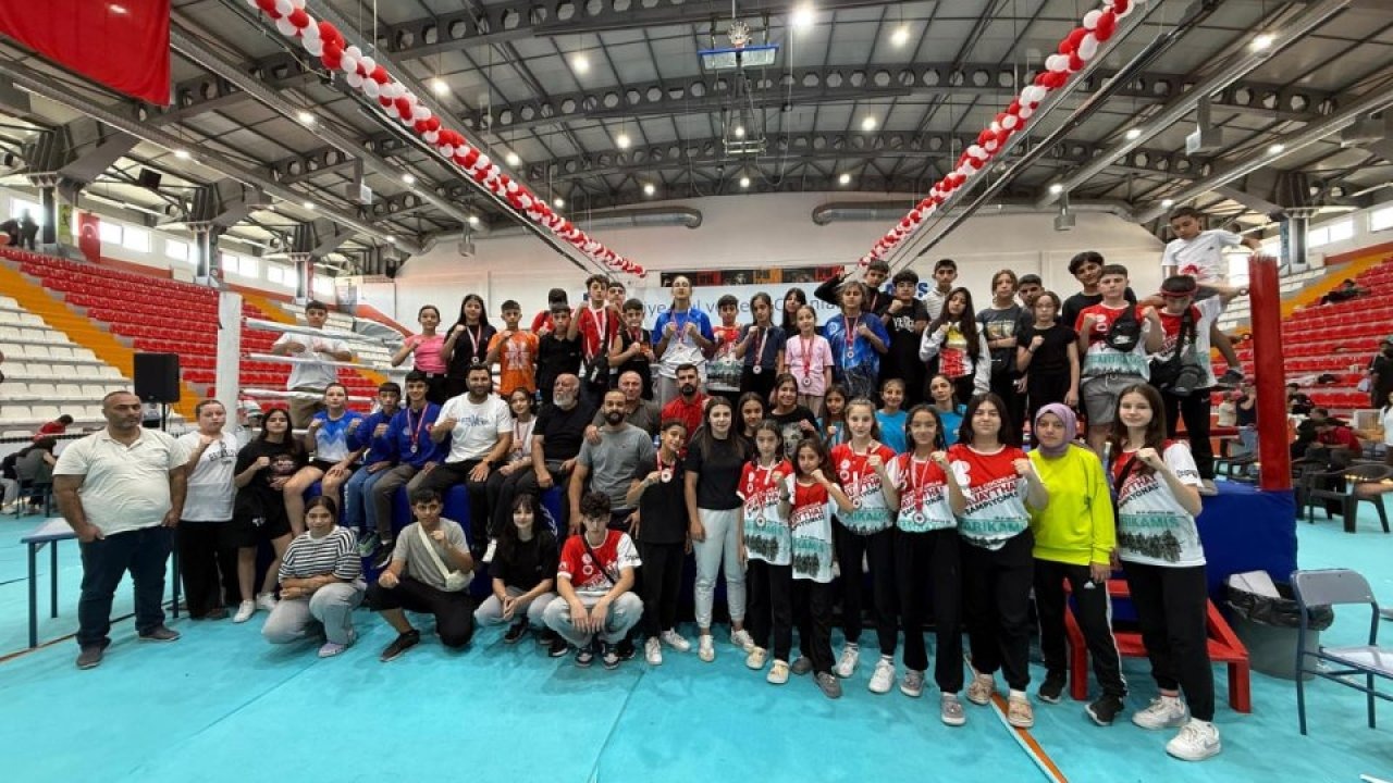 Kayseri Muaythai Çocuklar Takımı, Kars&#039;tan 35 madalyayla döndü