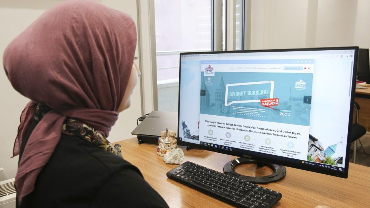 Türkiye Diyanet Vakfının burs programları için başvurular başladı