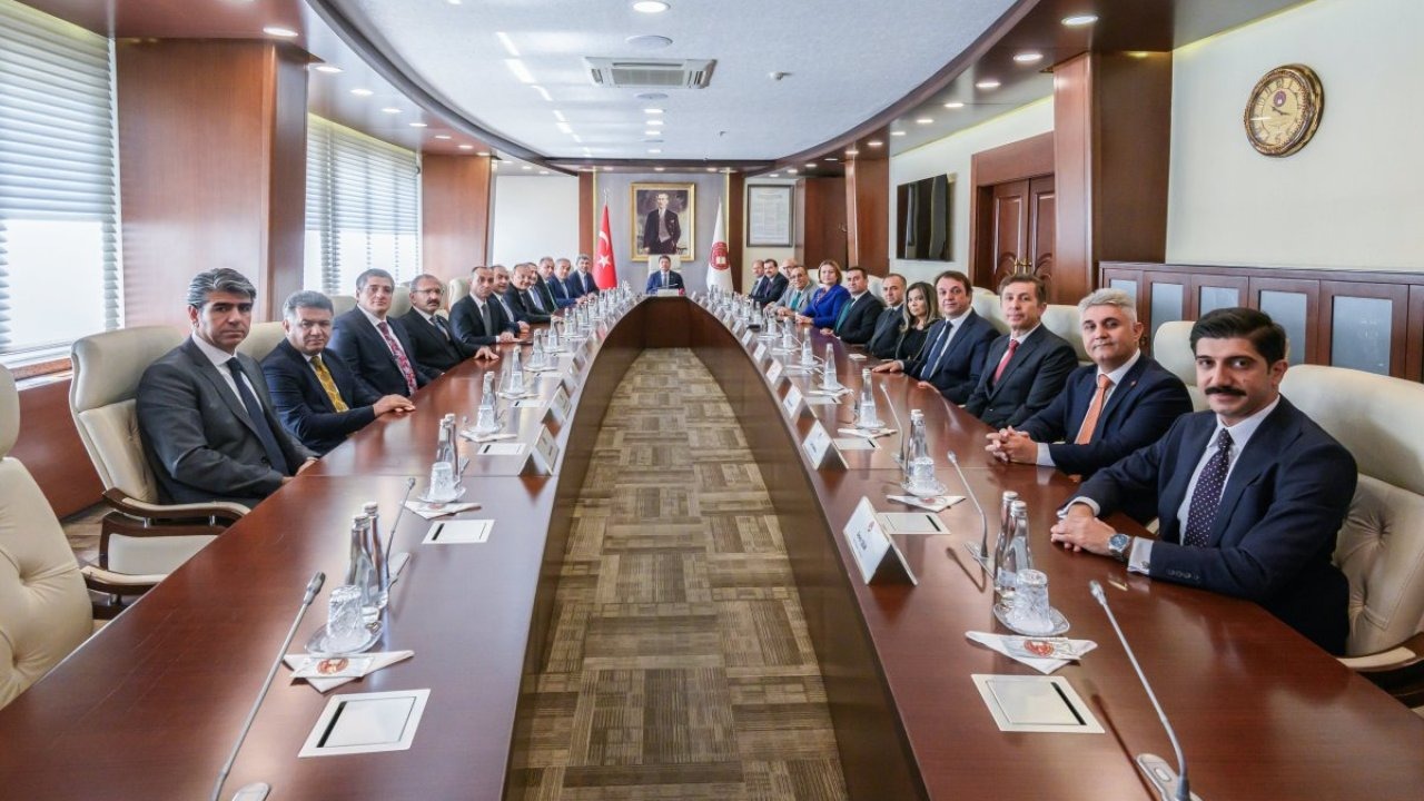 Adalet Bakanı Tunç&#039;tan HSK üyeleriyle toplantısına ilişkin açıklama: